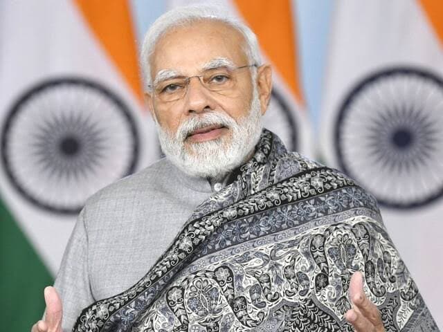 गुजरात के कच्छ में दर्दनाक सड़क हादसा: प्रधानमंत्री नरेन्द्र मोदी ने जताया गहरा शोक, PMNRF से पीड़ितों के लिए किया तत्काल आर्थिक सहायता का ऐलान