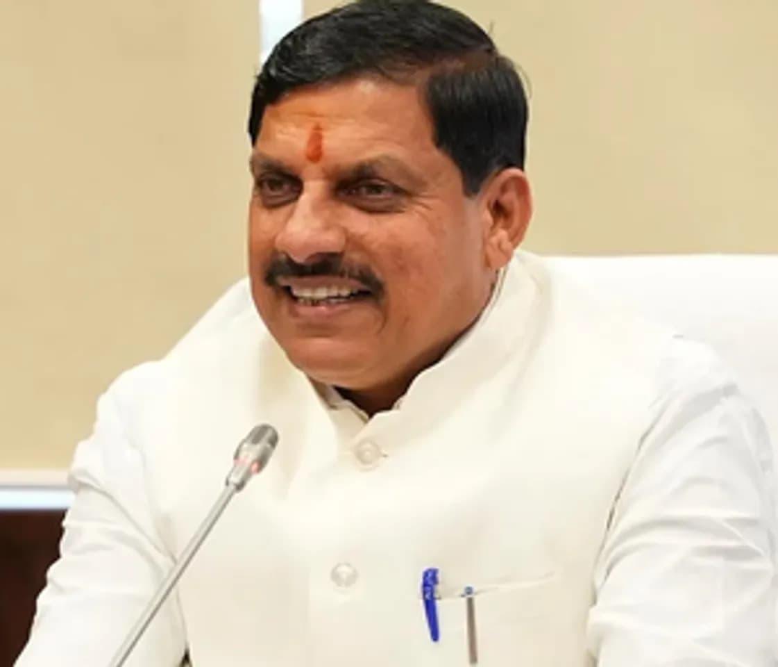 मऊगंज के कलेक्टर-एसपी को हटाने के बाद सीएम मोहन यादव ने अधिकारियों को दी हिदायत