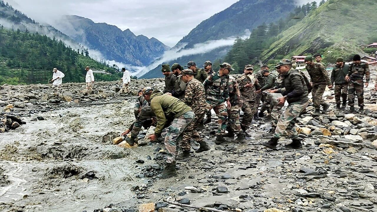 उत्तराखंड में मंडरा रहा ‘जलबम’ का खतरा: 13 हाई-रिस्क ग्लेशियर झीलें कभी भी ला सकती हैं भारी तबाही, यहाँ देखें पूरी लिस्ट