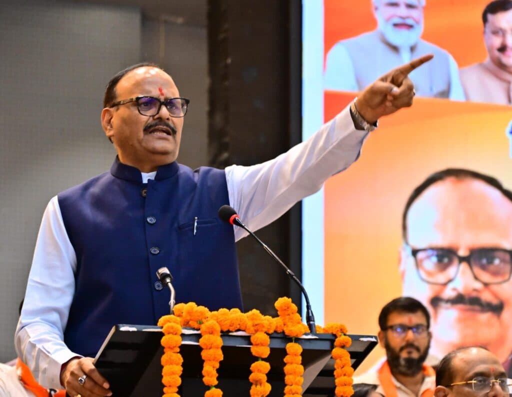 शिक्षक हितों का संरक्षण और शिक्षा का सशक्तीकरण हमारी प्रतिबद्धता: ब्रजेश पाठक