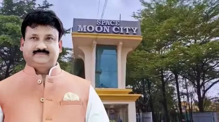 झांसी में ईडी (ED) का बड़ा एक्शन: पूर्व सपा विधायक के आवास से 10 हजार से अधिक अहम दस्तावेज जब्त
