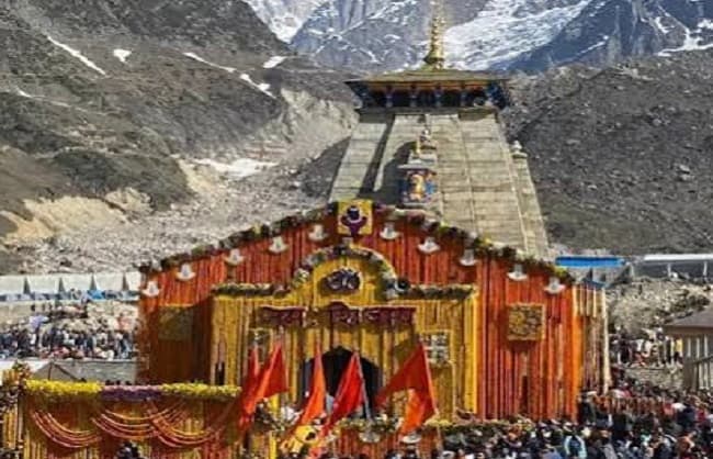 चारधाम यात्रा पुनः शुरू, यात्रियों से प्रशासन के निर्देशों का पालन करने की अपील