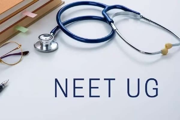 नीट यूजी (NEET-UG) पेपर लीक मामले में सीबीआई की बड़ी कार्रवाई: दाखिल की गई चार्जशीट, प्रश्नपत्रों के कोडनेम 'कैलाश' और 'शिवालिक' का हुआ पर्दाफाश