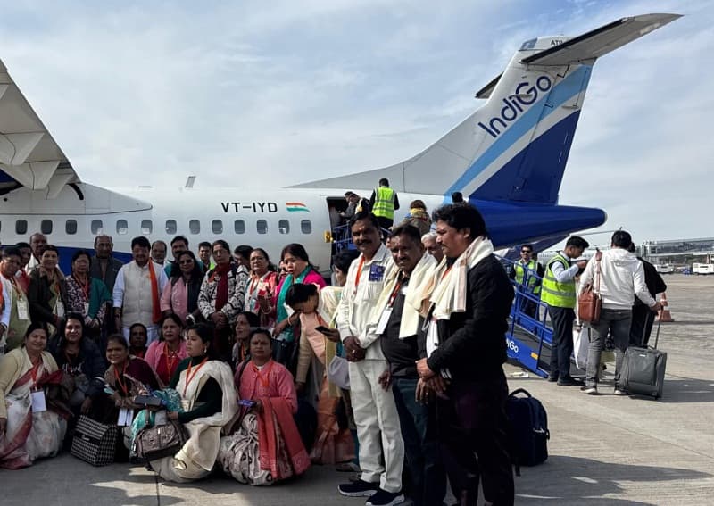 इंदौर से रीवा के लिए शुरू हुई सीधी विमान सेवा, पहली फ्लाइट ने भरी उड़ान