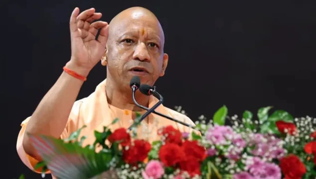 योगी सरकार में गुणवत्तापूर्ण शिक्षा पर जोर, परिषदीय विद्यालयों में 17 से 21 नवंबर तक होंगी अर्द्धवार्षिक परीक्षाएं
