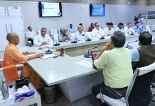 Photo of Yogi Adityanath reviews PWD plan, fast-tracks devpt works