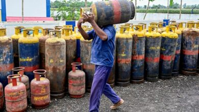Photo of Commercial LPG cylinders become costlier from today, Delhi price up by Rs 42