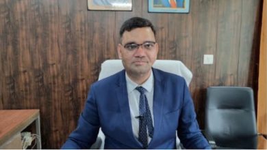 Photo of UP IAS officer requests half salary or transfer, alleges interference by minister, MLA