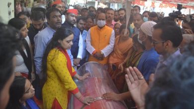 Photo of गोरखपुर कांड : मुख्यमंत्री योगी से मिनाक्षी मुलाकात कर मांगेगी न्याय