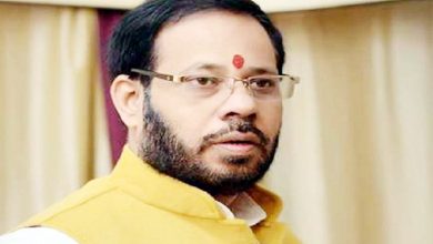 Photo of सपा विधायक मनोज पाण्डेय ने जनता को बताया महामूर्ख और प्रधानमंत्री पर की अभद्र टिप्पणी