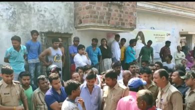 Photo of कौशाम्बी में मासूम की डम्फर से कुचलकर मौत