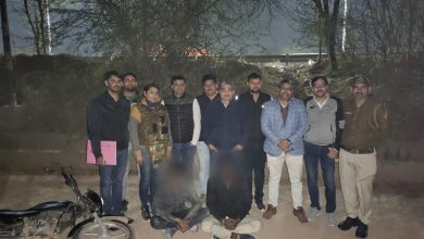 Photo of मुठभेड़ के बाद पुलिस ने दो शार्प शूटर को किया गिरफ्तार