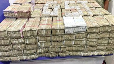 Photo of मुंबई में ऑफिस की दीवार में मिले 10 करोड़ रुपये और 19 किलोग्राम चांदी