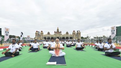 Photo of योग हमारे भीतर ही नहीं पूरे ब्रह्मांड में लाता है शांति: प्रधानमंत्री नरेन्द्र मोदी