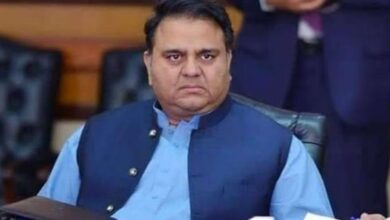 Photo of पाकिस्तान के पूर्व मंत्री और पीटीआई नेता फवाद चौधरी को किया गया गिरफ्तार &nbsp;