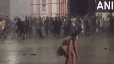 Photo of गुजरात में हिंसक विरोध के बाद एक की मौत, 174 हिरासत में