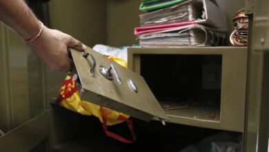 Photo of मीटर की सील तोड़कर बिजली चोरी पर मुकदमा