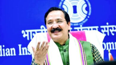 Photo of आईआईएमसी के महानिदेशक के रूप में…संजय द्विवेदी ने ज्यों की त्यों धर दीन्ही चदरिया