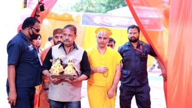 Photo of कलयुग में साक्षात भगवान है श्री गोवर्धन नाथ- स्वामी लक्ष्मणदास महाराज