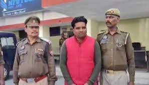 Photo of एसटीएफ को कौशांबी पुलिस परीक्षा लीक मामले के मुख्य आरोपी ने सरेंडर किया