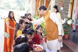 Photo of मुख्यमंत्री ने बच्चों के संग मनाया लोकपर्व फूलदेई