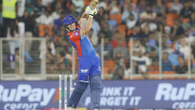 Photo of आईपीएल : दिल्ली तीसरी जीत के साथ छठे स्थान पर, गुजरात को 6 विकेट से हराया