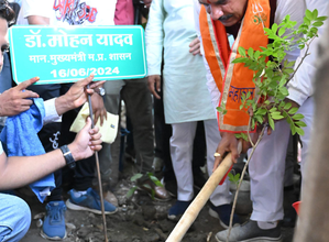 Photo of उज्जैन में मोहन यादव ने दिलाई जल संरक्षण और संवर्धन की शपथ