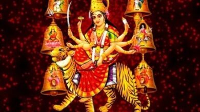 Photo of इस आरती से करें देवी मां की पूजा, सफल होंगे सारे कार्य