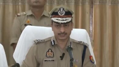 Photo of हाथरस हादसे में 6 गिरफ्तार, मुख्य आयोजक पर एक लाख रुपए का इनाम घोषित