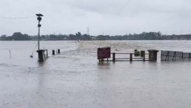Photo of महाराष्ट्र में बाढ़ की स्थिति से निपटने के लिए नौसेना की टुकड़ियां तैयार