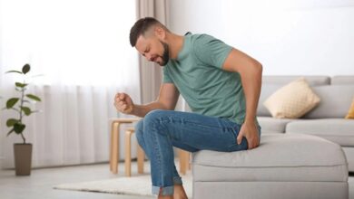 Photo of बवासीर होने पर दिखते हैं ये लक्षण, जानिए इसके कारण और बचाव के उपाय