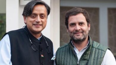 Photo of राहुल गांधी से मिलने के बाद भी शशि थरूर में असंतोष, पार्टी में अपनी भूमिका स्पष्ट करने की उठाई थी मांग