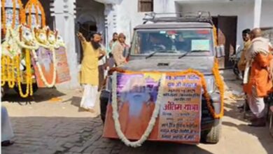 Photo of राम मंदिर के मुख्य पुजारी आचार्य सत्येंद्र दास की अंतिम यात्रा, सरयू तट पर संत समाज देगा जल समाधि