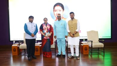 Photo of स्मृति ईरानी ने ओ.पी. जिंदल ग्लोबल यूनिवर्सिटी में युवा संसद को किया संबोधित; समता, विकास, लैंगिकता और प्रतिनिधित्व पर की बात