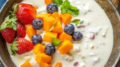 Photo of ताजे फलों से घर पर बनाएं फ्रूट क्रीम, आइसक्रीम और रबड़ी भी हो जाएगी फेल