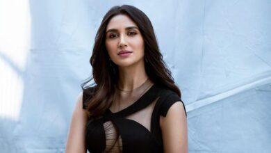 Photo of महाराष्ट्र में कोरोना की दस्तक, अभिनेत्री निकिता दत्ता और उनकी मां संक्रमित