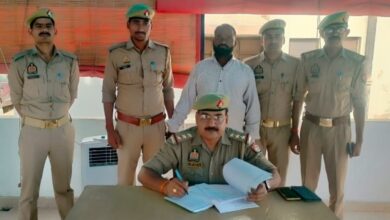 Photo of दहेज हत्या में वांछित को पुलिस ने गुजरात से गिरफ्तार किया