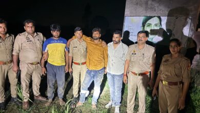 Photo of पुलिस मुठभेड़ में दो लुटेरे गिरफ्तार,एक को लगी गोली