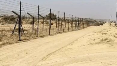 Photo of भारत-पाक सीमा के करीब युवक और नाबालिग लड़की के शव मिले, पाकिस्तानी सिम व आईडी कार्ड बरामद