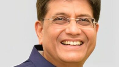 Photo of वाणिज्य और उद्योग मंत्री का फ्रांस दौरे पर, भारत-यूरोपीय संघ एफटीए को मिलेगा बढ़ावा