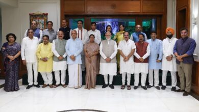 Photo of दिल्ली भाजपा के नेताओं के साथ पीएम मोदी की साढ़े 3 घंटे चली बैठक, 100 दिनों के रिपोर्ट कार्ड, विकास के एजेंडे पर हुई चर्चा