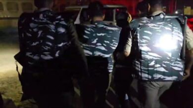 Photo of बलिया : पुलिस मुठभेड़ में इनामी बदमाश के पैर में लगी गोली