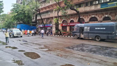 Photo of बॉम्बे स्टॉक एक्सचेंज को बम से उड़ाने की धमकी, पुलिस सतर्क