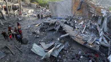 Photo of गाजा में इजराइली हमले जारी, गर्भवती महिला और नवजात समेत 36 फिलिस्तीनियों की मौत