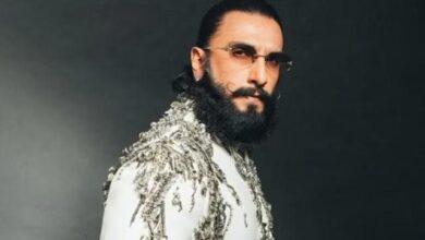 Photo of रणवीर सिंह ने खरीदी 4.5 करोड़ की नई इलेक्ट्रिक कार