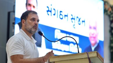 Photo of राहुल गांधी ने आणंद में नवनियुक्त जिला कांग्रेस अध्यक्षों के प्रशिक्षण शिविर का किया उद्घाटन