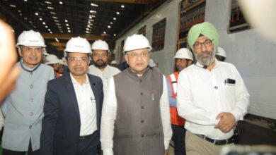Photo of रेल मंत्री अश्विनी वैष्णव ने किया वडोदरा की एल्सटॉम फैक्ट्री का दौरा, मेक इन इंडिया और प्रशिक्षण कार्यक्रमों की सराहना