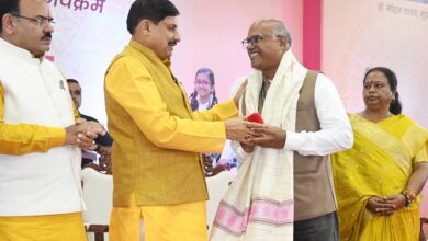 Photo of सांदीपनि विद्यालय विद्यार्थियों के सर्वांगीण विकास के केन्द्र बनकर उभरे : मुख्यमंत्री डॉ. यादव