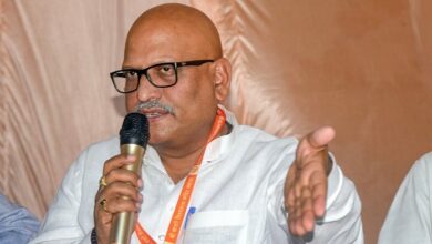 Photo of संगठन सृजन अभियान में कांग्रेस प्रदेश अध्यक्ष अजय राय ने प्रवक्ताओं को पकड़ायी जिम्मेदारी