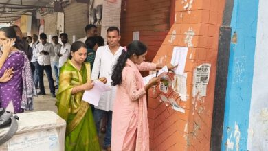 Photo of आरओ-एआरओ परीक्षा में लखनऊ में 50 प्रतिशत से अधिक अभ्यर्थी शामिल नहीं हुए